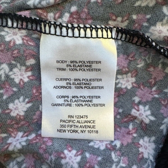 Jones New York Size 1X Multi-Color w/Floral Print w/Bell Sleeves Layered Blouse - Picture 5 of 5